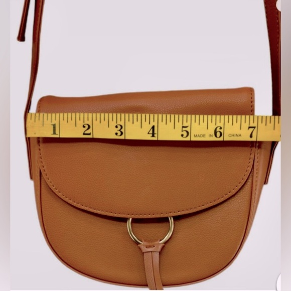 JJ WINTERS-like new! Brown Crossbody Bag with Flap Closure and adjustable strap! - Picture 16 of 16